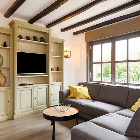 Weekend Villa *